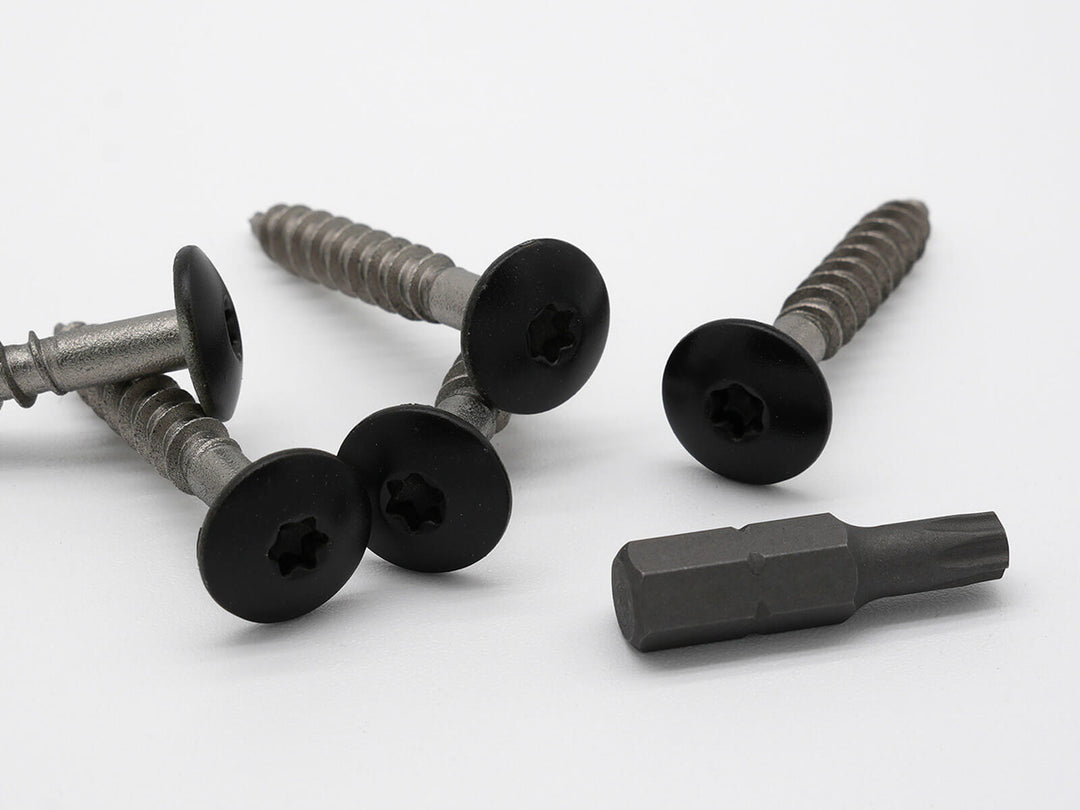 HPL Schraube Signalschwarz RAL 9004 mit dem im Lieferfang inkludiertem Bit Torx T20W
